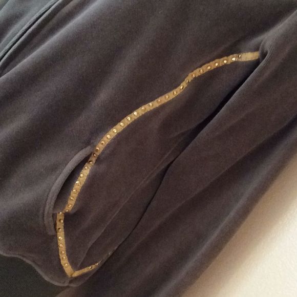 💞BCBG💞velvet jogging top - Picture 4 of 12